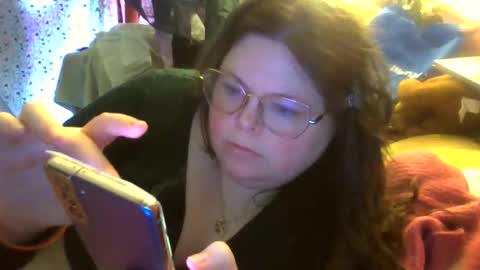 Snapshot of siofra chatting on 04.05.26 Siofra online show from 04.05.26