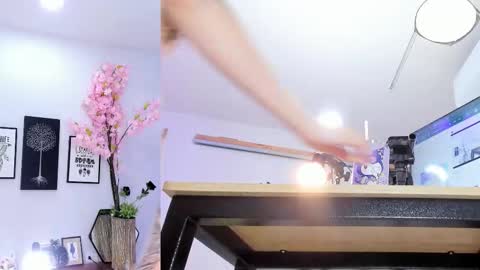 Siouxsie online show from 12.20.25