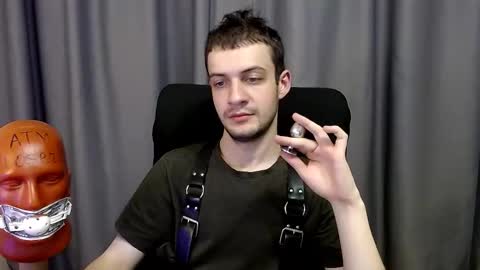 Sir Damien online show from 09.15.25