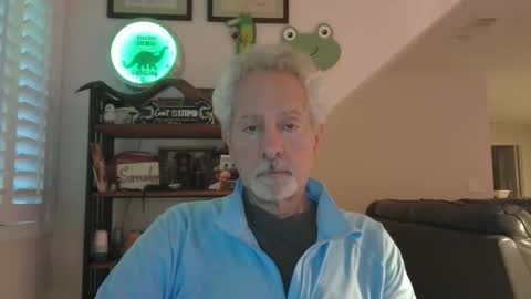 Snapshot of sir_lust_alot chatting on 05.10.26 Don Roberto online show from 05.10.26