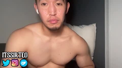 Snapshot of sir_teo chatting on 02.19.25 SIR TEO online show from 02.19.25