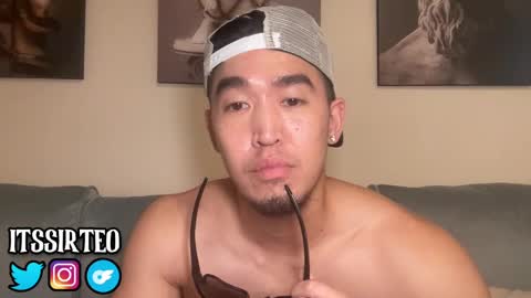 Snapshot of sir_teo chatting on 02.27.25 SIR TEO online show from 02.27.25