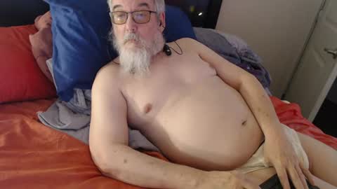 Snapshot of sirbeercan chatting on 07.07.26 sir beer can the friendly hermit online show from 07.07.26