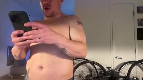 Snapshot of sirbubblesworth chatting on 03.17.26 sirbubblesworth online show from 03.17.26