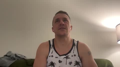 Snapshot of sirbubblesworth chatting on 05.31.26 sirbubblesworth online show from 05.31.26