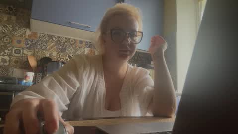 Snapshot of sirena2025 chatting on 09.16.25 sirena2025 online show from 09.16.25