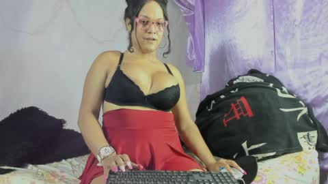 Snapshot of sirena_dirtysexxx chatting on 04.19.26 Sirena Fuentes online show from 04.19.26