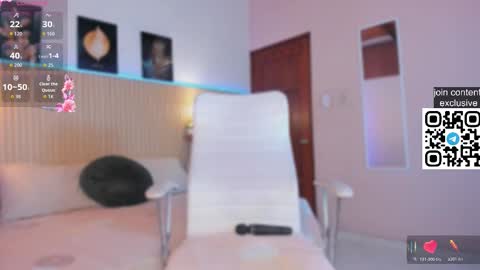 Sirenita online show from 10.21.25