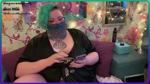 Snapshot of sirenwilde chatting on 11.16.25 Siren Wilde online show from 11.16.25