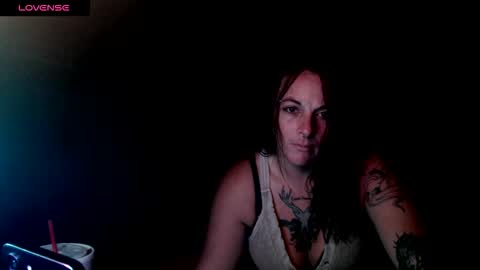 Snapshot of siri30xtasty chatting on 10.21.25 siri30xtasty online show from 10.21.25