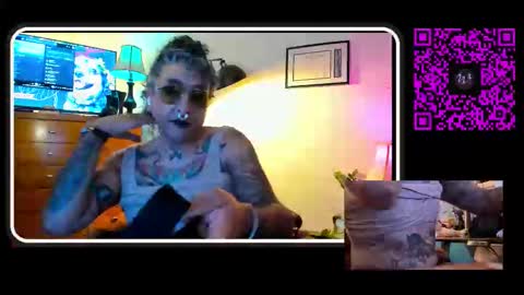 Snapshot of sirmrwombat chatting on 02.25.26 SirMrWombat online show from 02.25.26