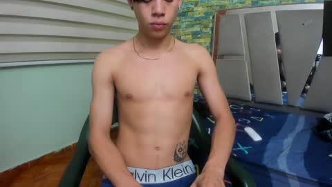 Snapshot of sirryant chatting on 02.04.25 SIR RYANT online show from 02.04.25