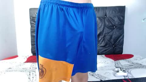 Snapshot of sirryant chatting on 09.29.25 SIR RYANT online show from 09.29.25