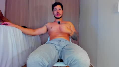 Snapshot of sirs_papi chatting on 05.08.26 Call me papi online show from 05.08.26