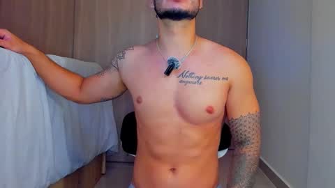 Snapshot of sirs_papi chatting on 05.09.26 Call me papi online show from 05.09.26