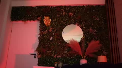 Dee online show from 04.14.26