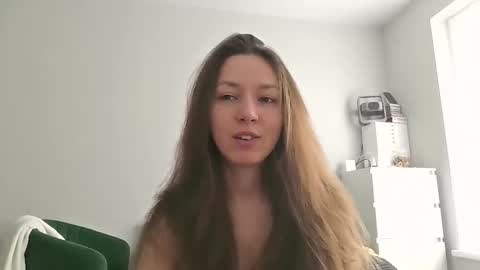 Snapshot of sisiwet19 chatting on 04.13.26 sisiwet19 online show from 04.13.26