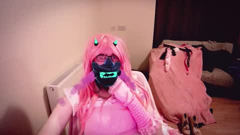 Snapshot of sissy_lolabunny chatting on 10.31.25 sissy_lolabunny online show from 10.31.25