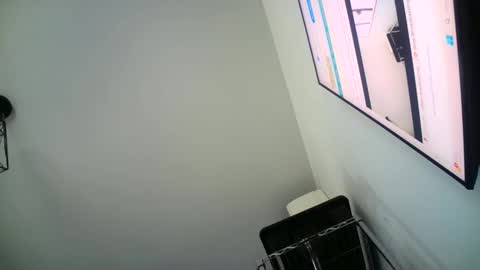 RESPONDS WELL TO ... online show from 01.28.25