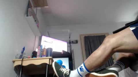 RESPONDS WELL TO ... online show from 03.03.26