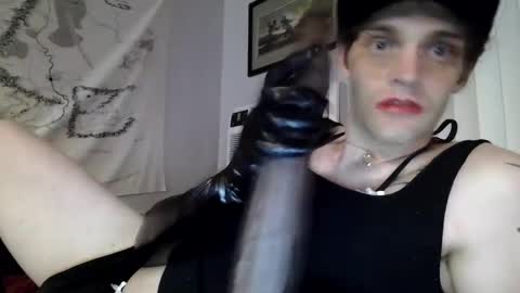 sissyemmalauren online show from 10.04.25