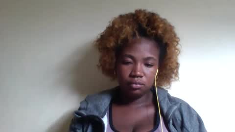 Snapshot of sisyh697532 chatting on 05.13.26 sisyh697532 online show from 05.13.26