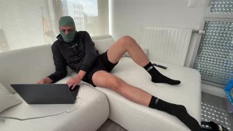 Snapshot of six_quatre chatting on 02.26.26 Kamel online show from 02.26.26