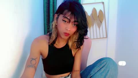 Snapshot of sizka_ford chatting on 10.16.25 Sizka online show from 10.16.25