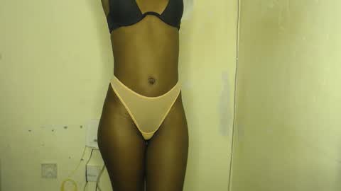 sizzly_ass online show from 04.06.26