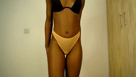 sizzly_ass online show from 05.19.26