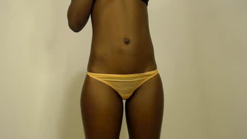 Snapshot of sizzly_ass chatting on 06.12.26 sizzly_ass online show from 06.12.26