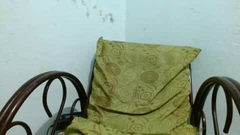 Snapshot of sk8sir chatting on 06.14.26 sk8sir online show from 06.14.26