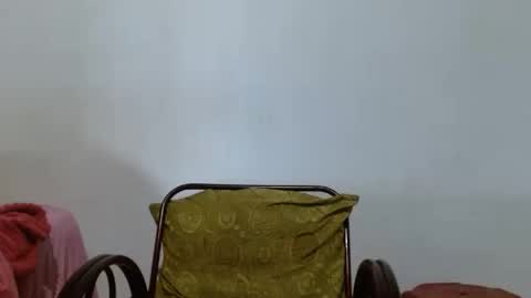 Snapshot of sk8sir chatting on 06.29.26 sk8sir online show from 06.29.26