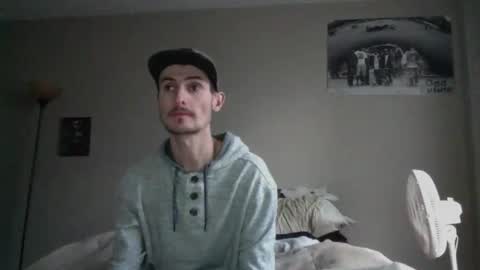 Snapshot of sk8ter_v2 chatting on 12.01.24 Christopher online show from 12.01.24