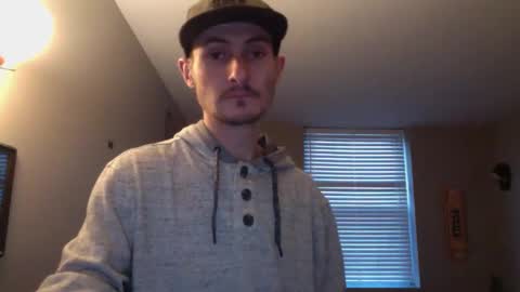 Snapshot of sk8ter_v2 chatting on 12.01.24 Christopher online show from 12.01.24