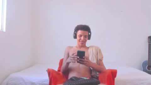 skady_coronado online show from 01.11.25