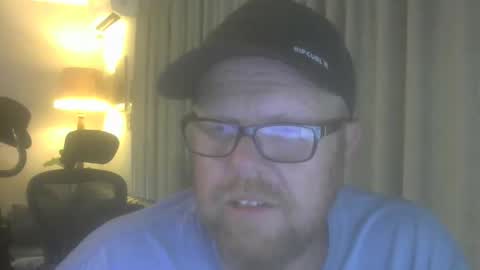 Snapshot of skaliwag chatting on 02.03.26 skaliwag online show from 02.03.26