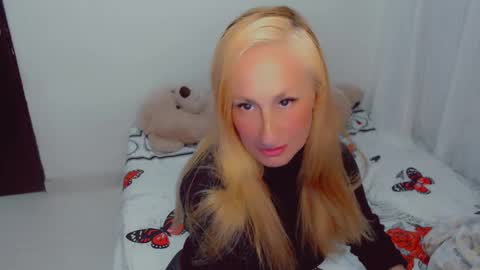 Arlett online show from 12.20.25