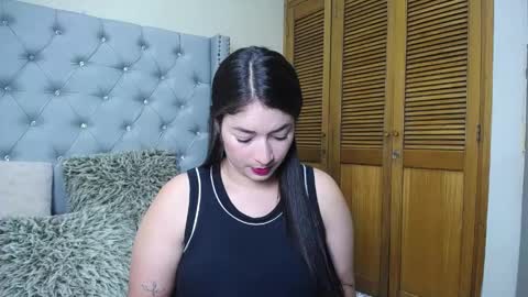 Snapshot of skarlett_36 chatting on 04.22.26 skarlett_36 online show from 04.22.26