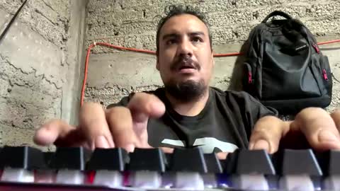 Snapshot of skinhell chatting on 11.09.25 Elias online show from 11.09.25