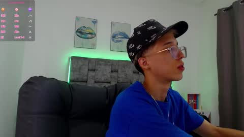 skinny_bigcock20 online show from 11.27.25