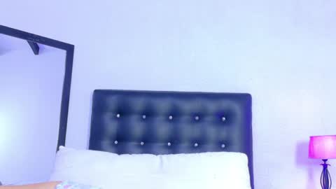 Snapshot of skinny_hottie18 chatting on 05.29.26 skinny_hottie18 online show from 05.29.26