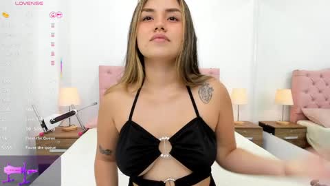     online show from 04.04.26