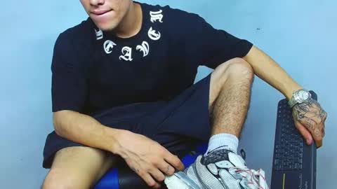 skinny marked online show from 12.09.24