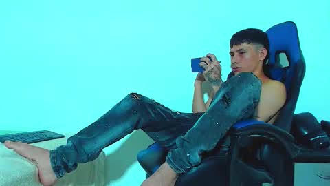 skinny marked online show from 11.22.25