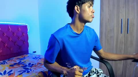 sam online show from 04.10.26