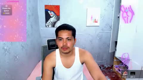 Snapshot of skinnyar chatting on 10.04.25 skinnyar online show from 10.04.25