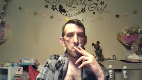 Snapshot of skinnybigcock2 chatting on 04.18.26 SkinnyBigCock2 online show from 04.18.26