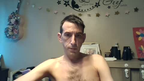 Snapshot of skinnybigcock2 chatting on 06.28.26 SkinnyBigCock2 online show from 06.28.26