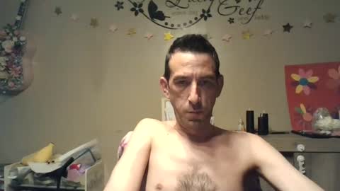 Snapshot of skinnybigcock2 chatting on 07.16.26 SkinnyBigCock2 online show from 07.16.26